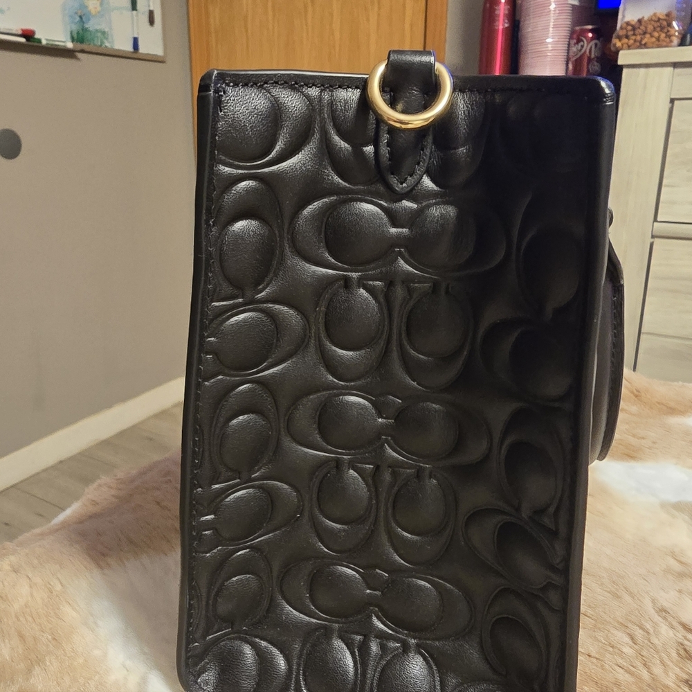 Small Maggie Coach Black Quilted Purse with Gold Hardware - Picture 5 of 8